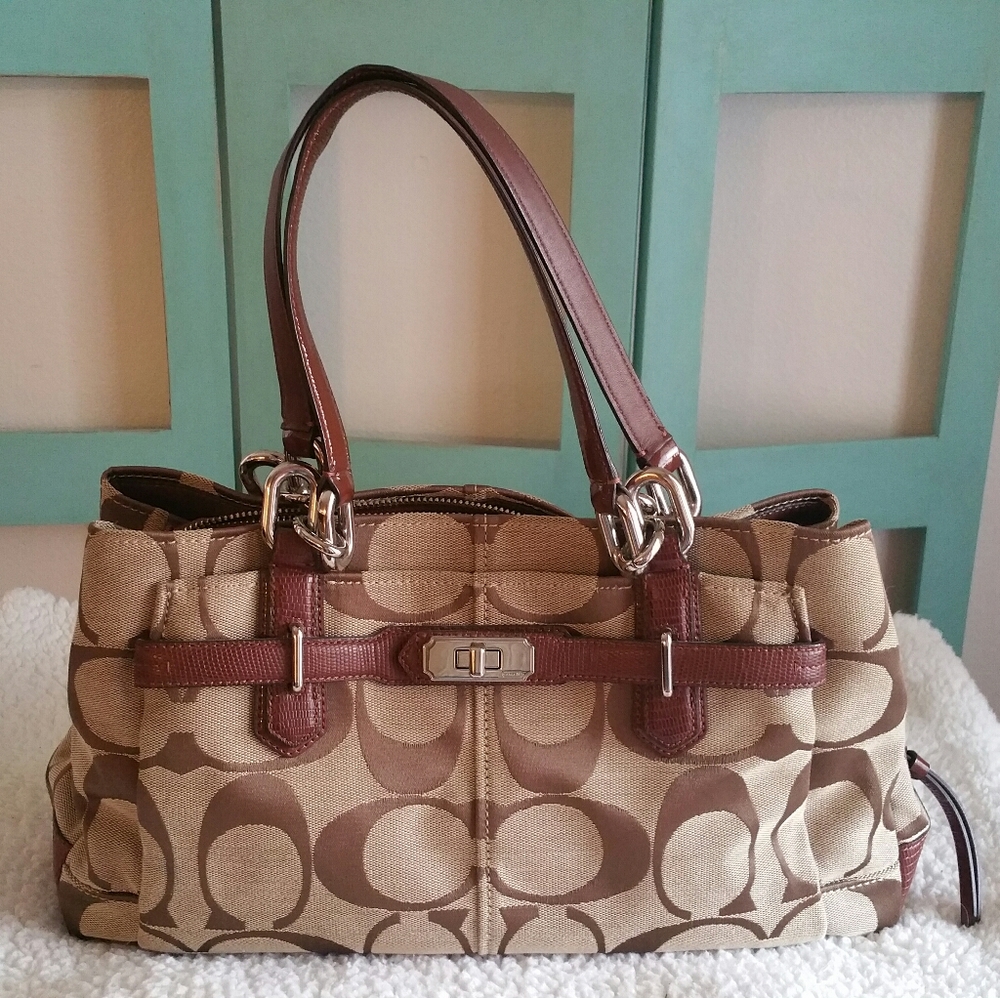 Coach purse
